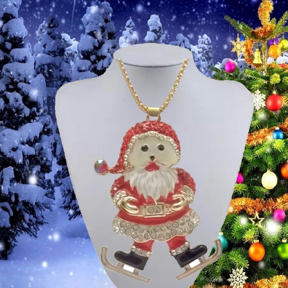 CUTE SANTA ON SKATES